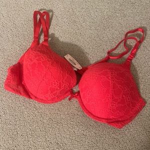 NWT VS Bra 36B